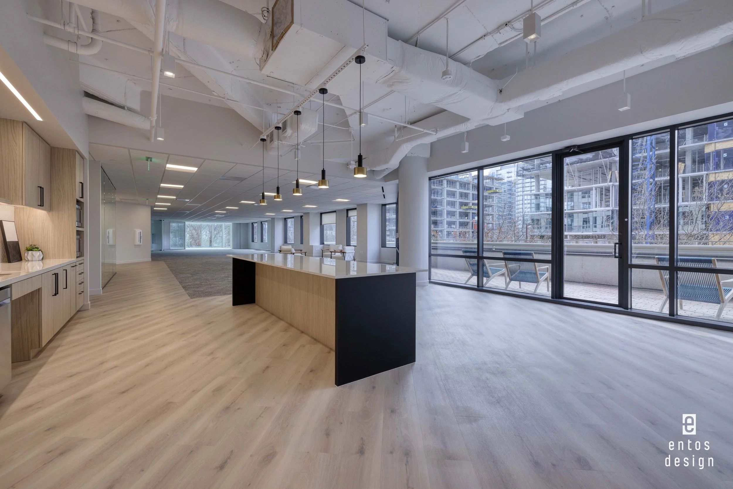2401 Cedar Springs Spec Suites (24).jpg