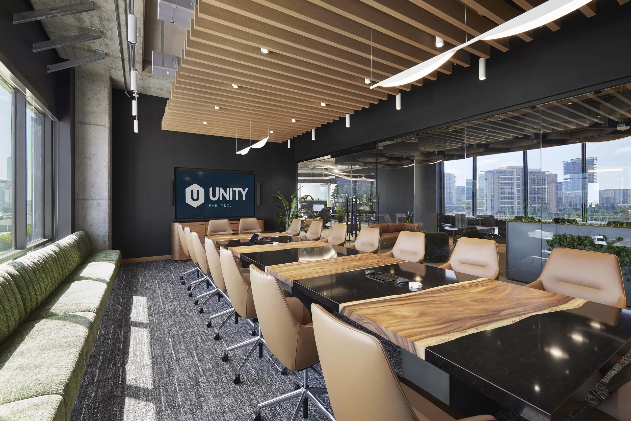 UnityPartners_3_V.jpg