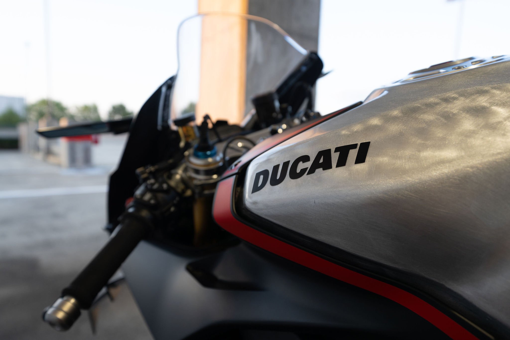 DUCATIPANIGALEV4SP074.jpg