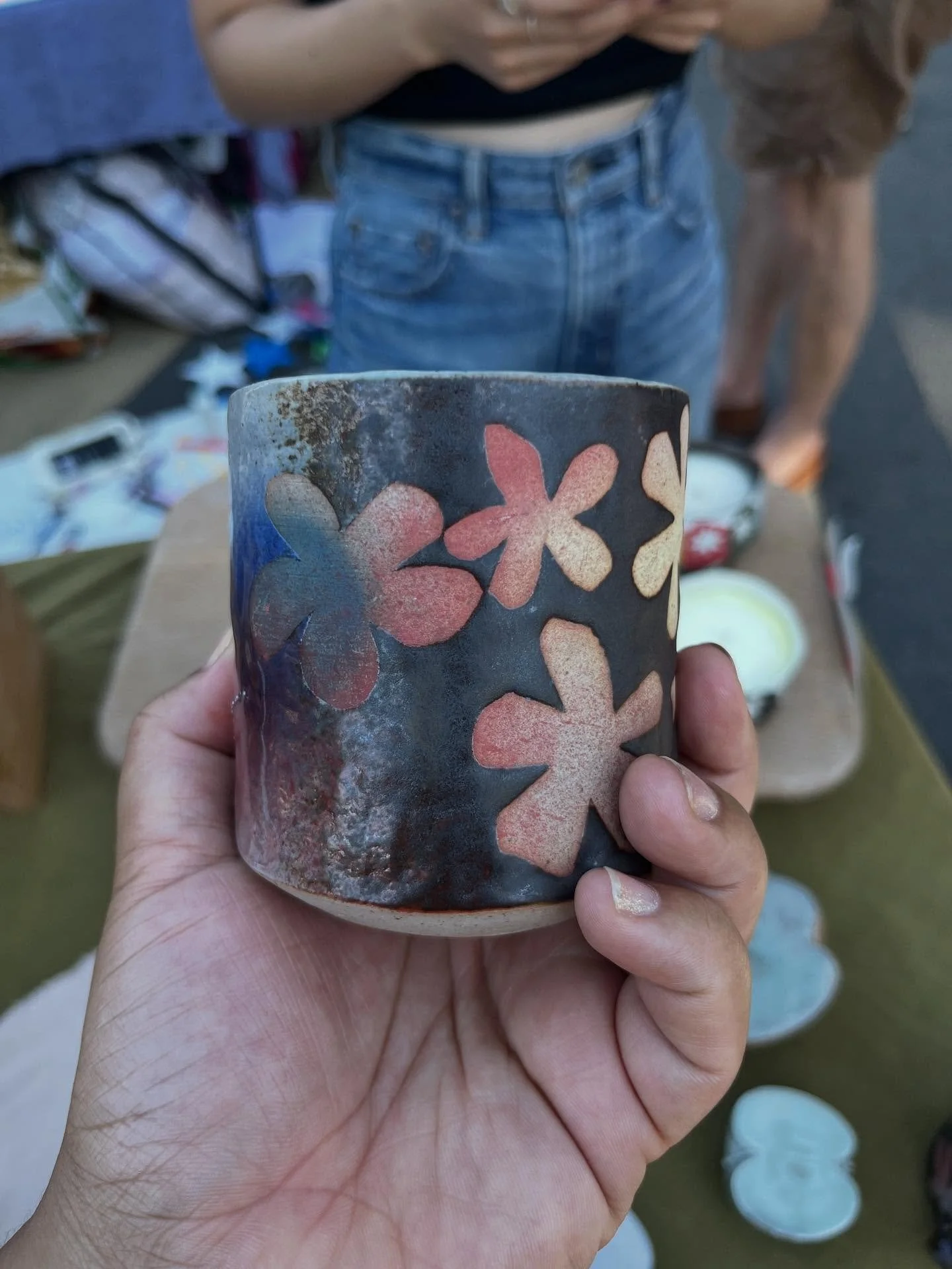 Thanks to everyone who came out this weekend to Carroll Park Fair, it was fun to sit out in the sun with my friends and send some mugs and candles into the world.