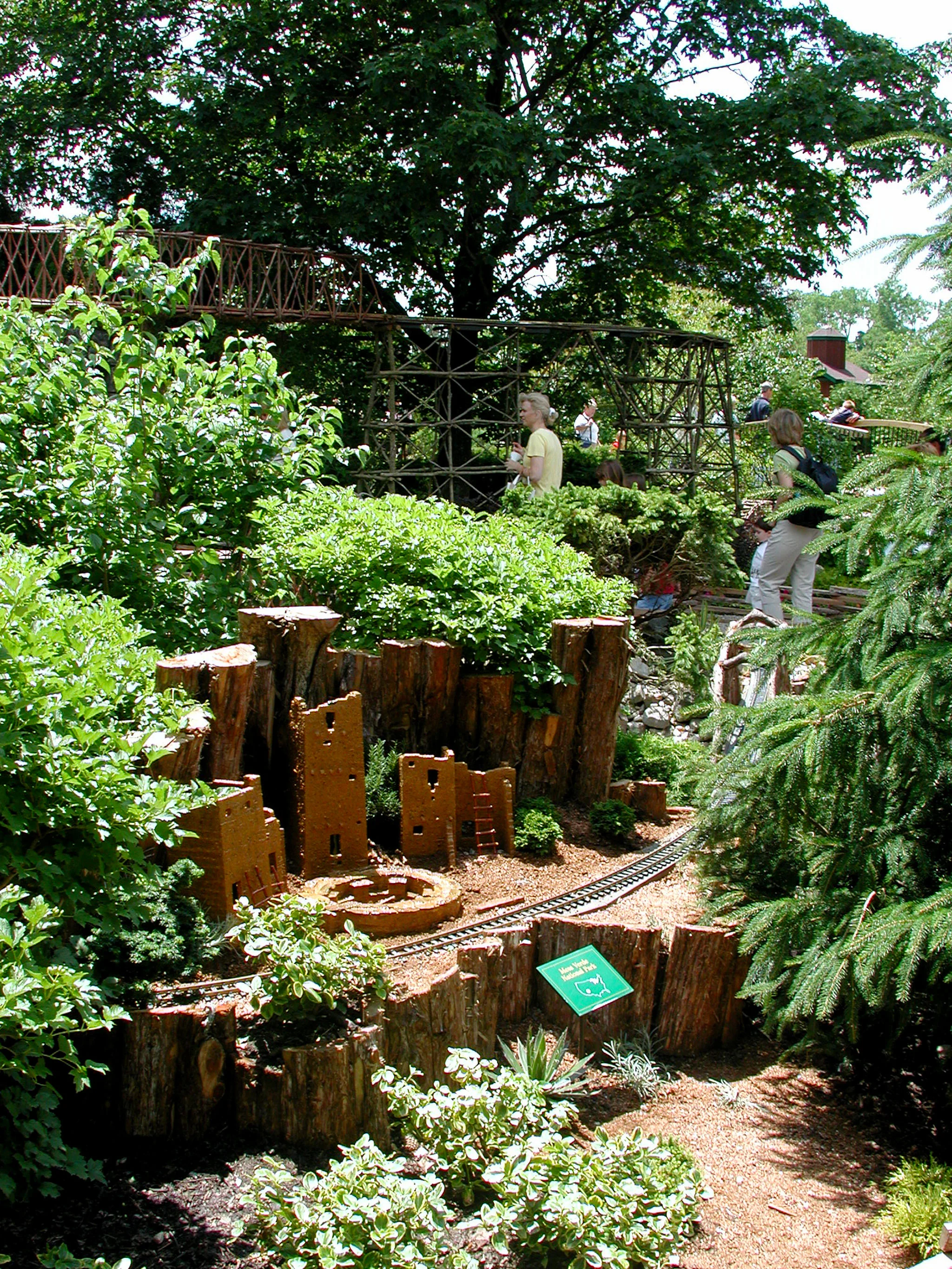 Mesa Verde at Chicago Botanic Garden