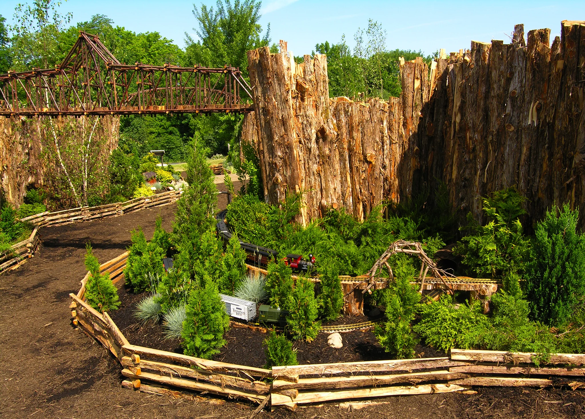 Side Entry at Holden Arboretum