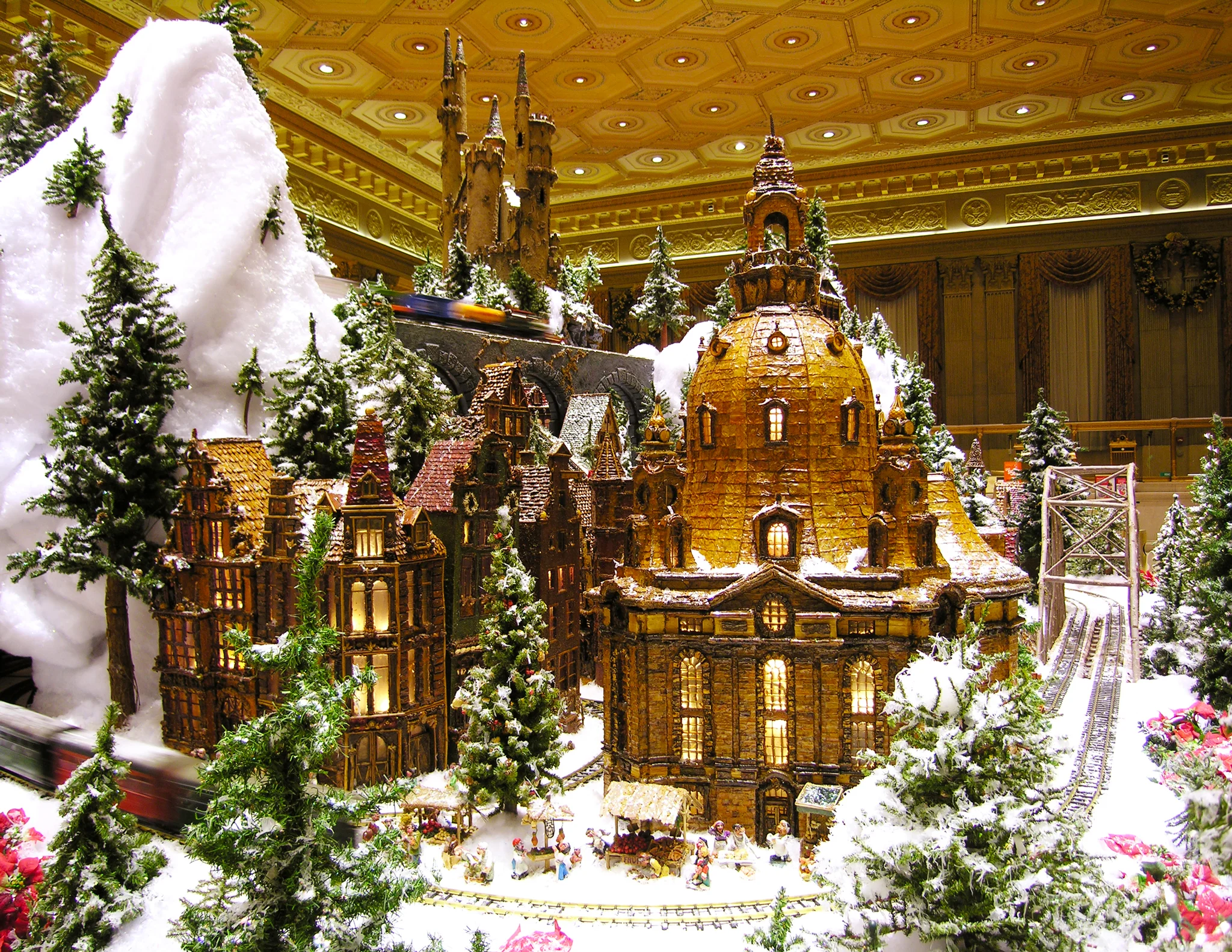 Holiday Garden Railway at Huntington National Bank in Downtown Columbus
