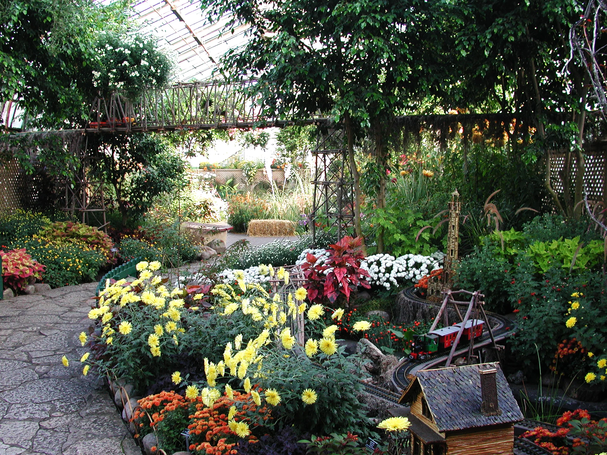 Garden Railway at Lincoln Park Conservatory