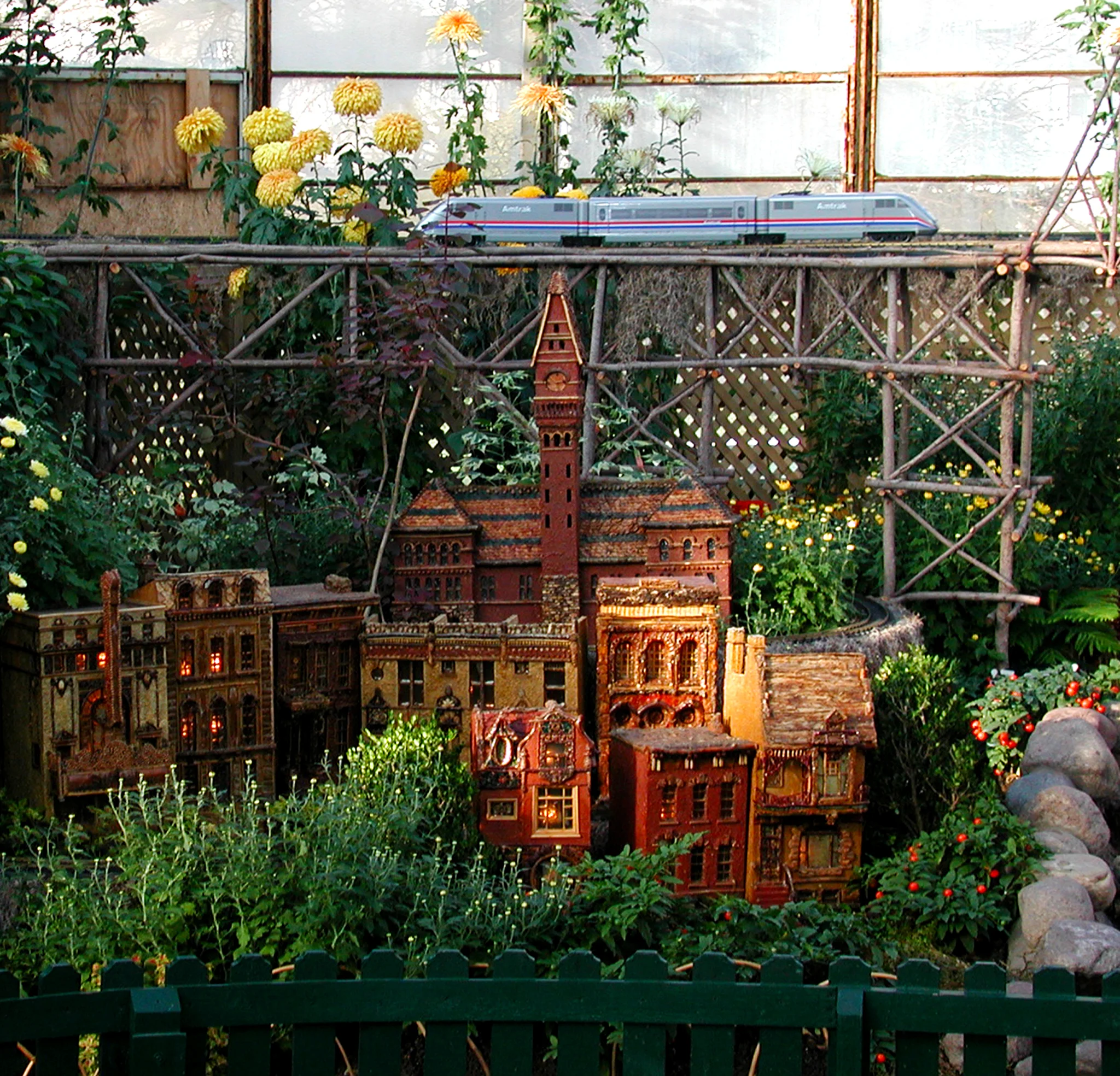 Garden Railway at Lincoln Park Conservatory