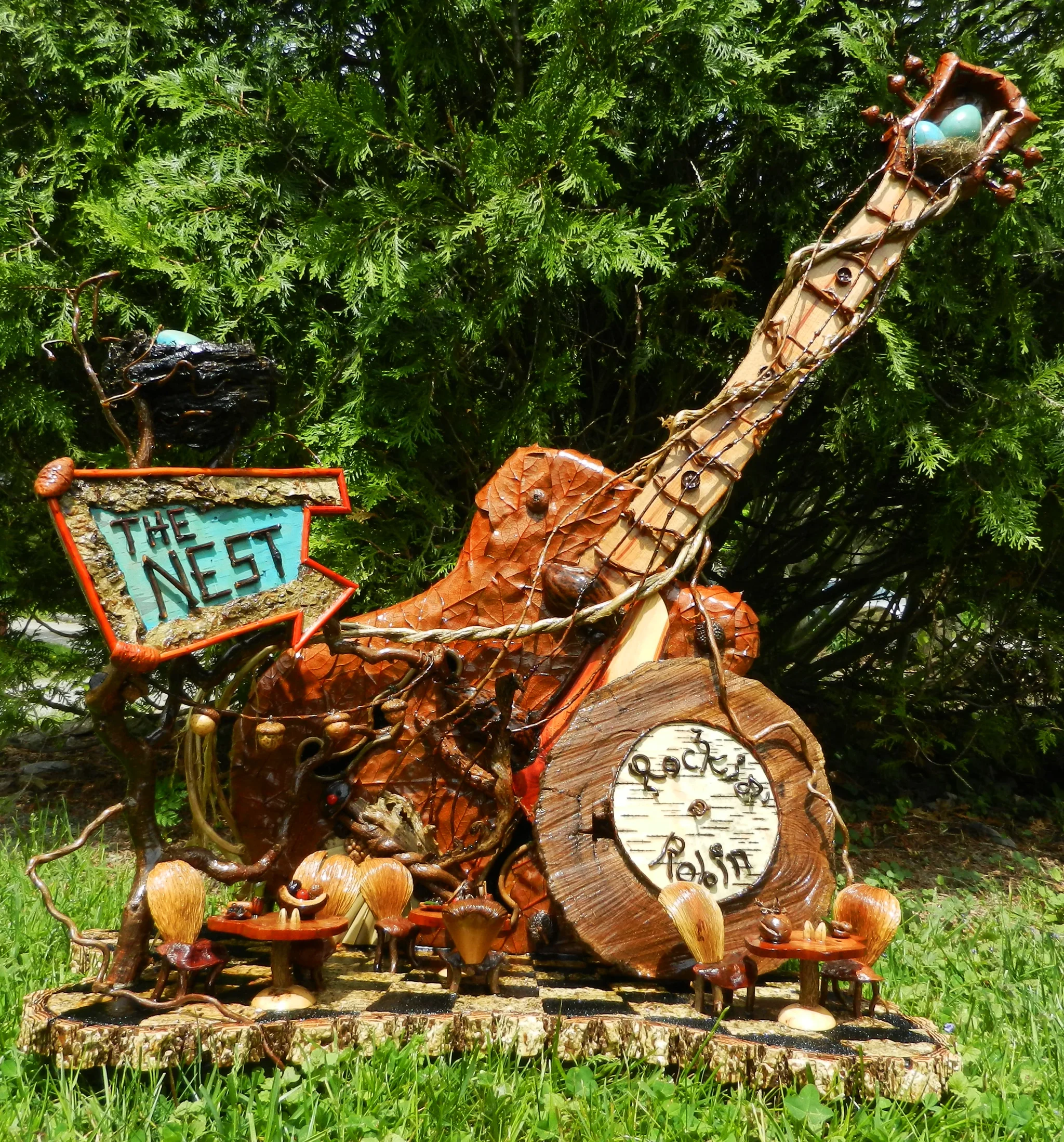 Rockin' Robin's Nest