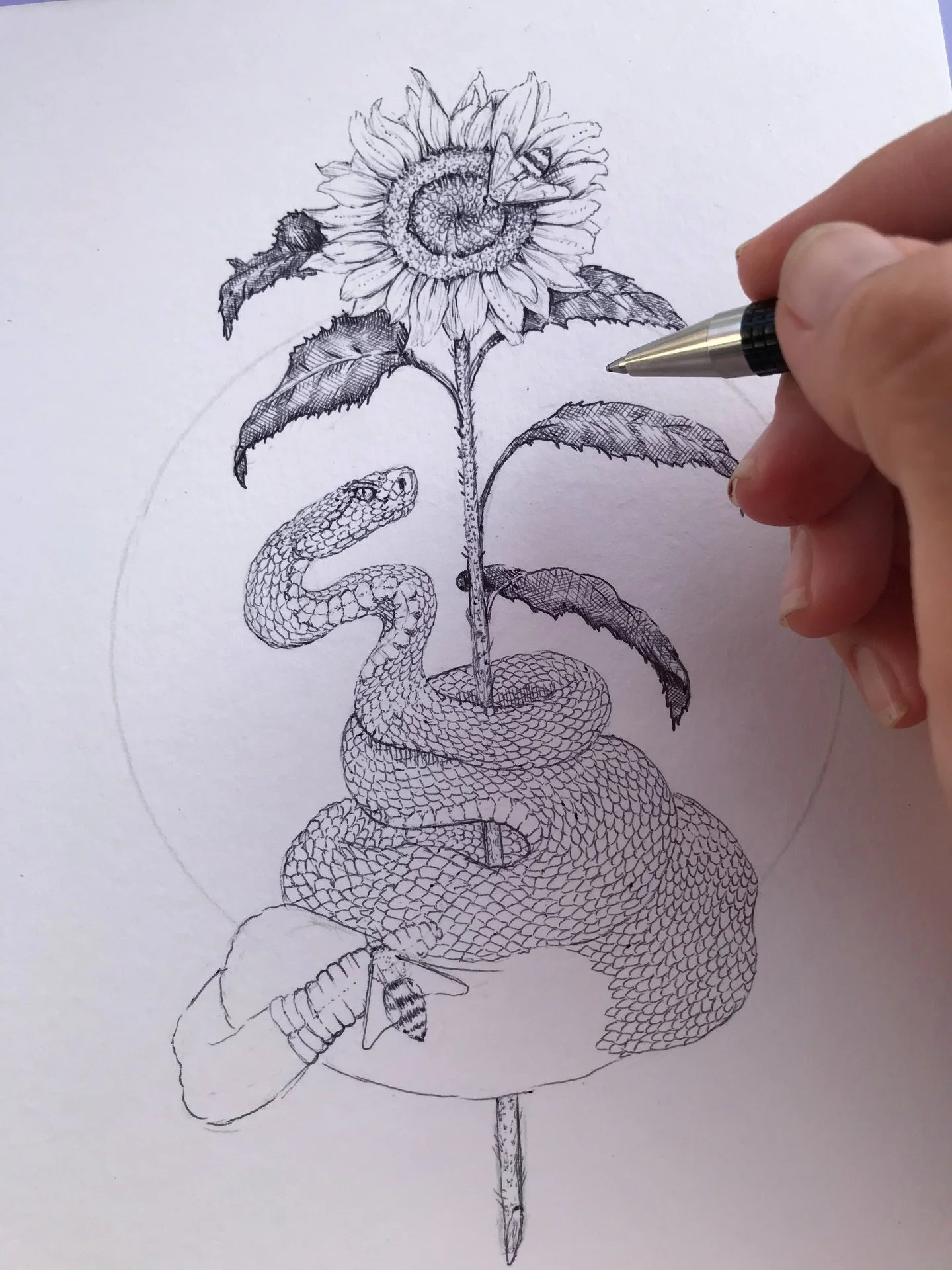 One line at a time 🐍🌻✨

6&rdquo;x8&rdquo;
Ballpoint pen + gold leaf on watercolor paper