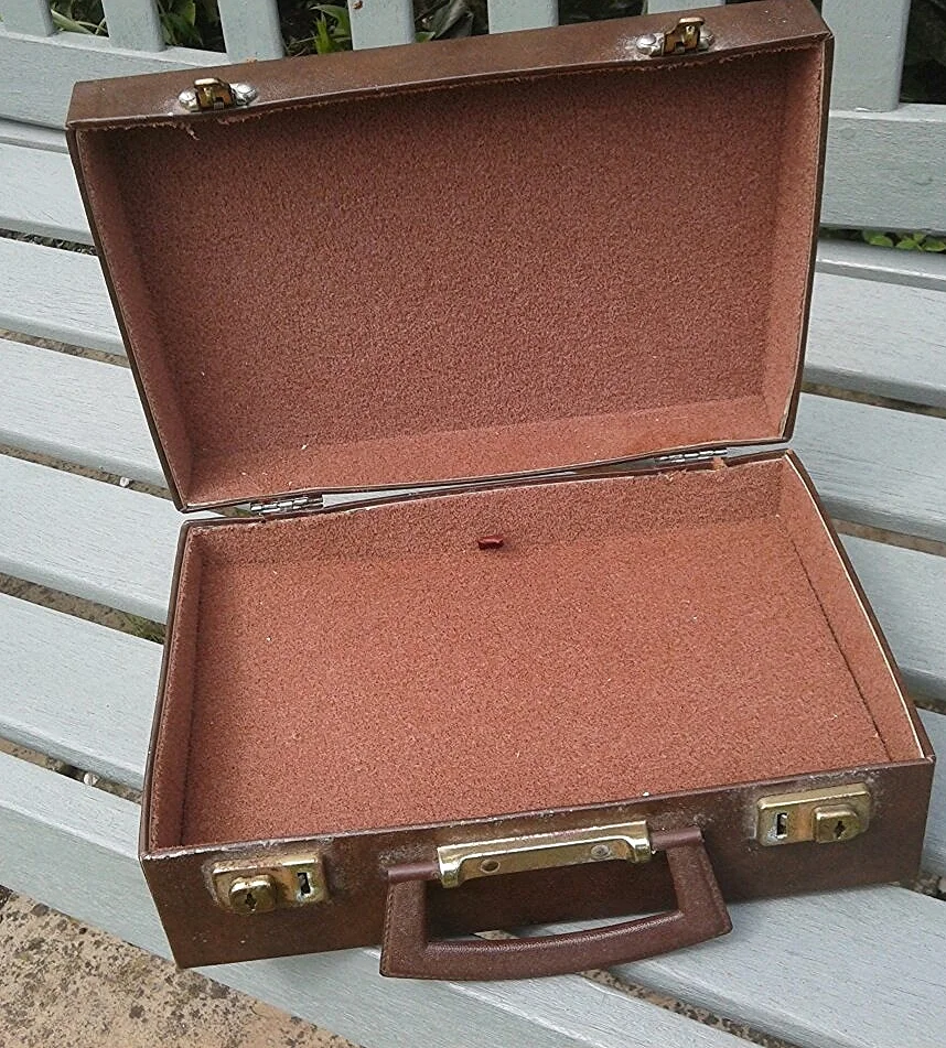 Rare Gabrielle Design Paddington Bear Suitcase to fit 18