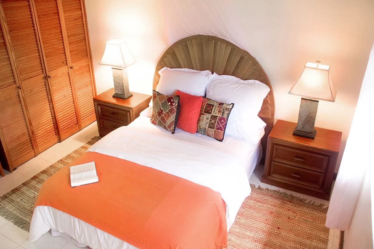 bedroom2.jpg