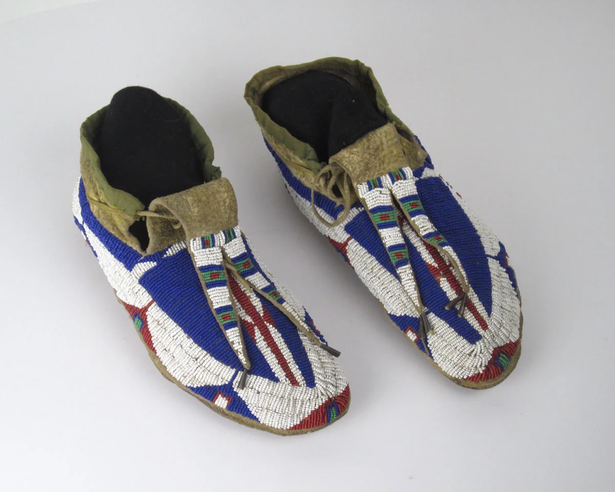 Lakota Sioux moccasins