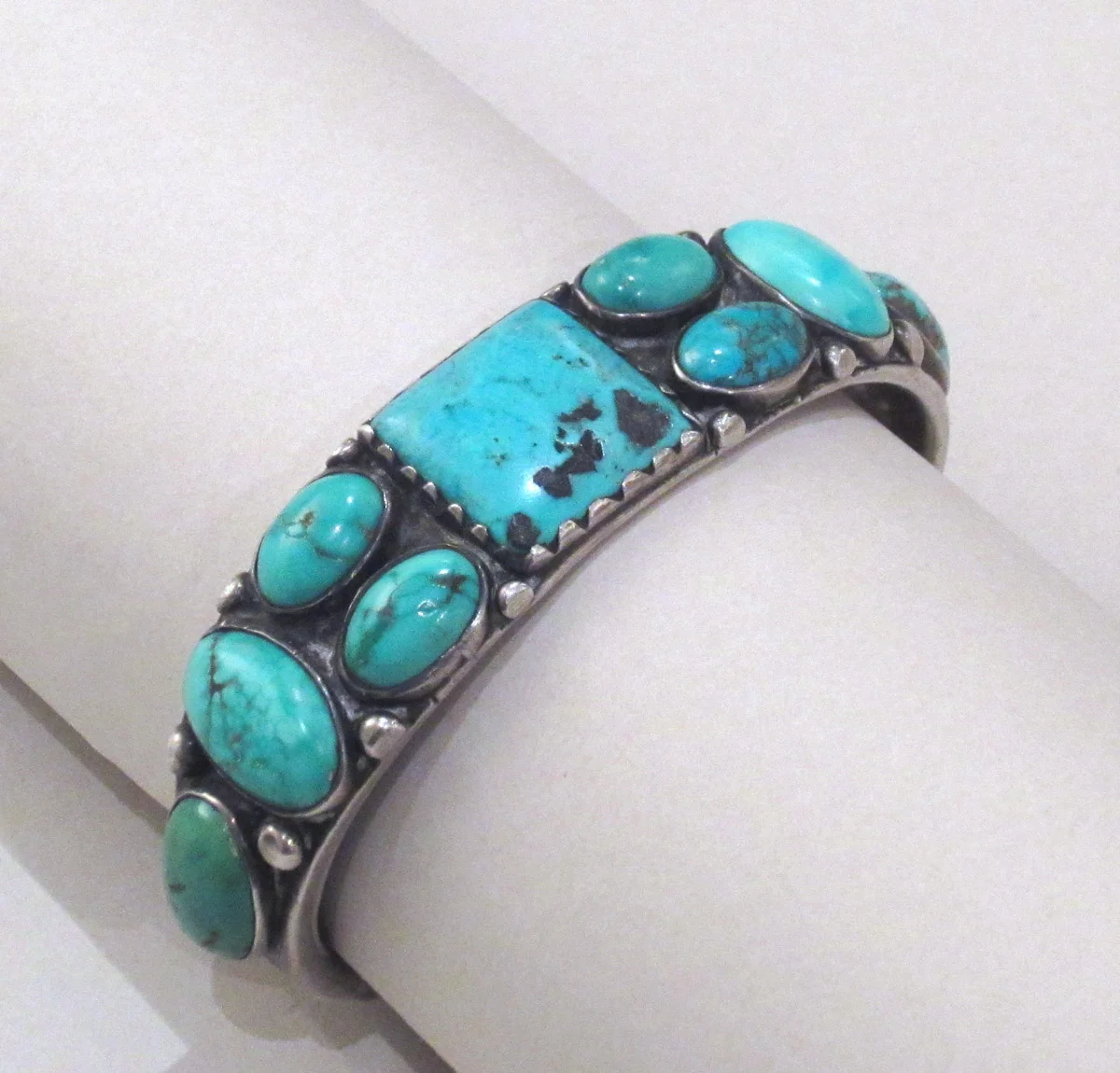 アクセサリー Jock Favor Drilled Turquoise Bracelet Jock Favour Ingot Silver and Turquoise Native Cuff Bracelet