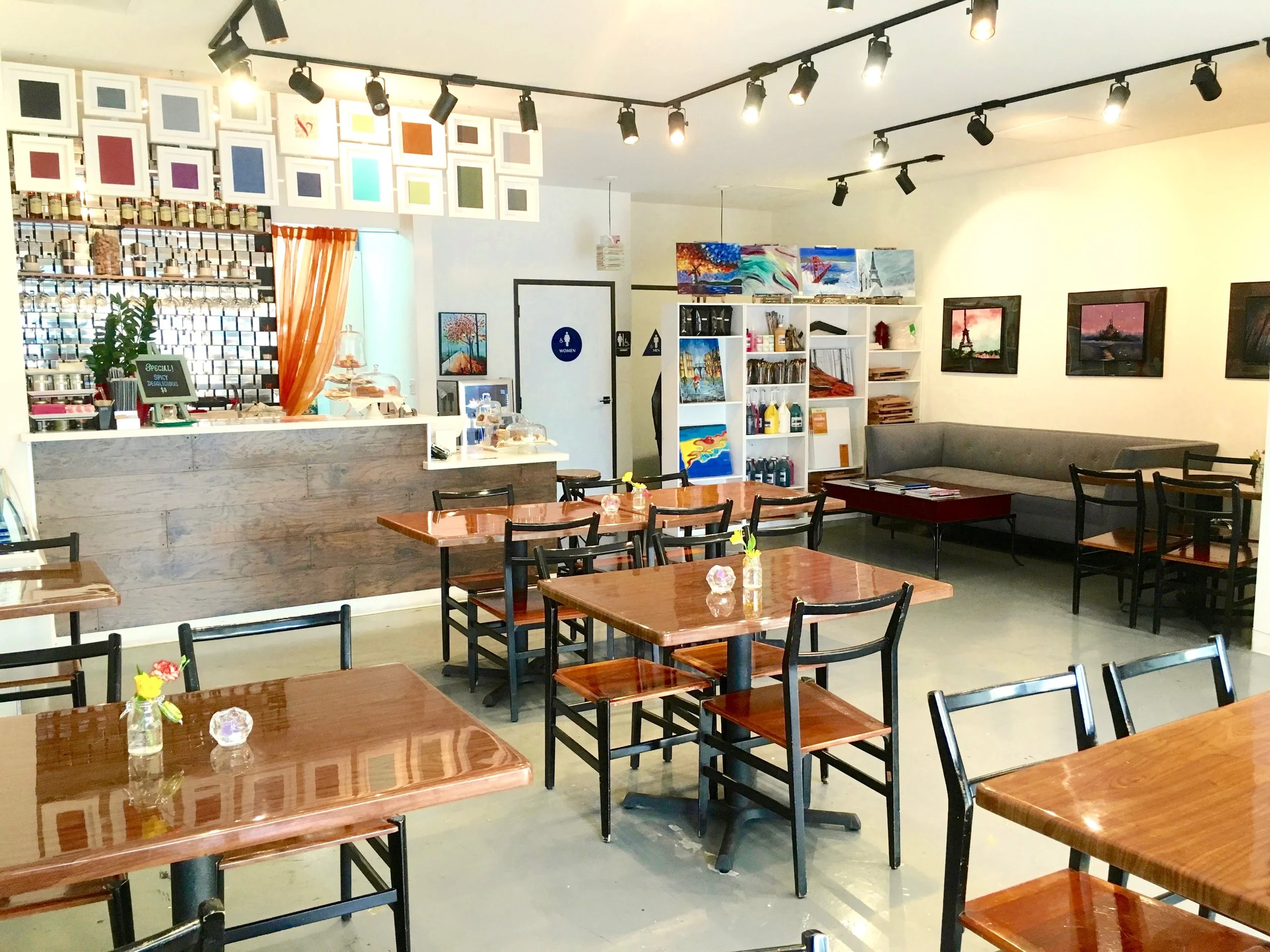 Vinadore Cafe.jpg