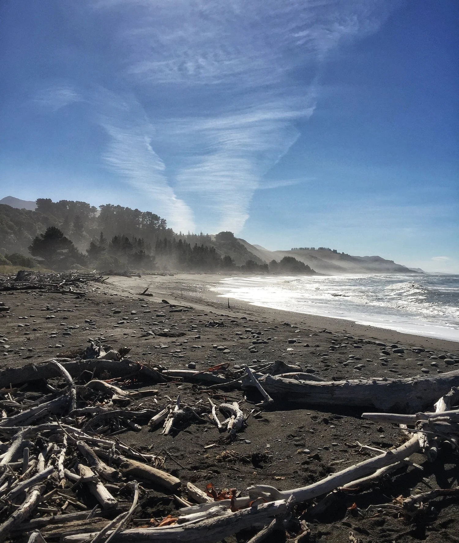 HOW ABOUT WAKING UP TO THIS VIEW? AND A FRESH ALLPRESS BREW? SOUNDS PRETTY EPIC TO US. IT’LL BE A WORK IN PROGRESS FOR A WHILE (ABLUTION BLOCK ON ITS WAY FOR DEC 19) BUT FOR NOW, ENJOY HUGE SITES, LAZY LUNCHES ON THE STORE DECK, EVENING STROLLS ON A DESERTED BEACH AND THE MOST EPIC EAST COAST SUNRISES NZ HAS TO OFFER!
