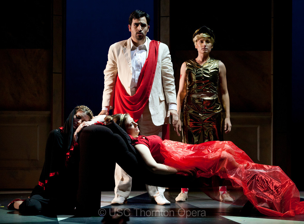 USC-Opera_11-18-13_254-XL.jpg