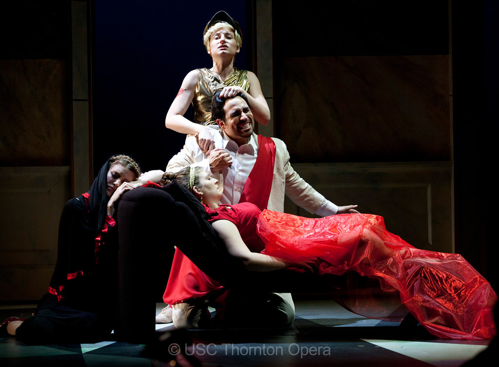 USC-Opera_11-18-13_263-XL.jpg