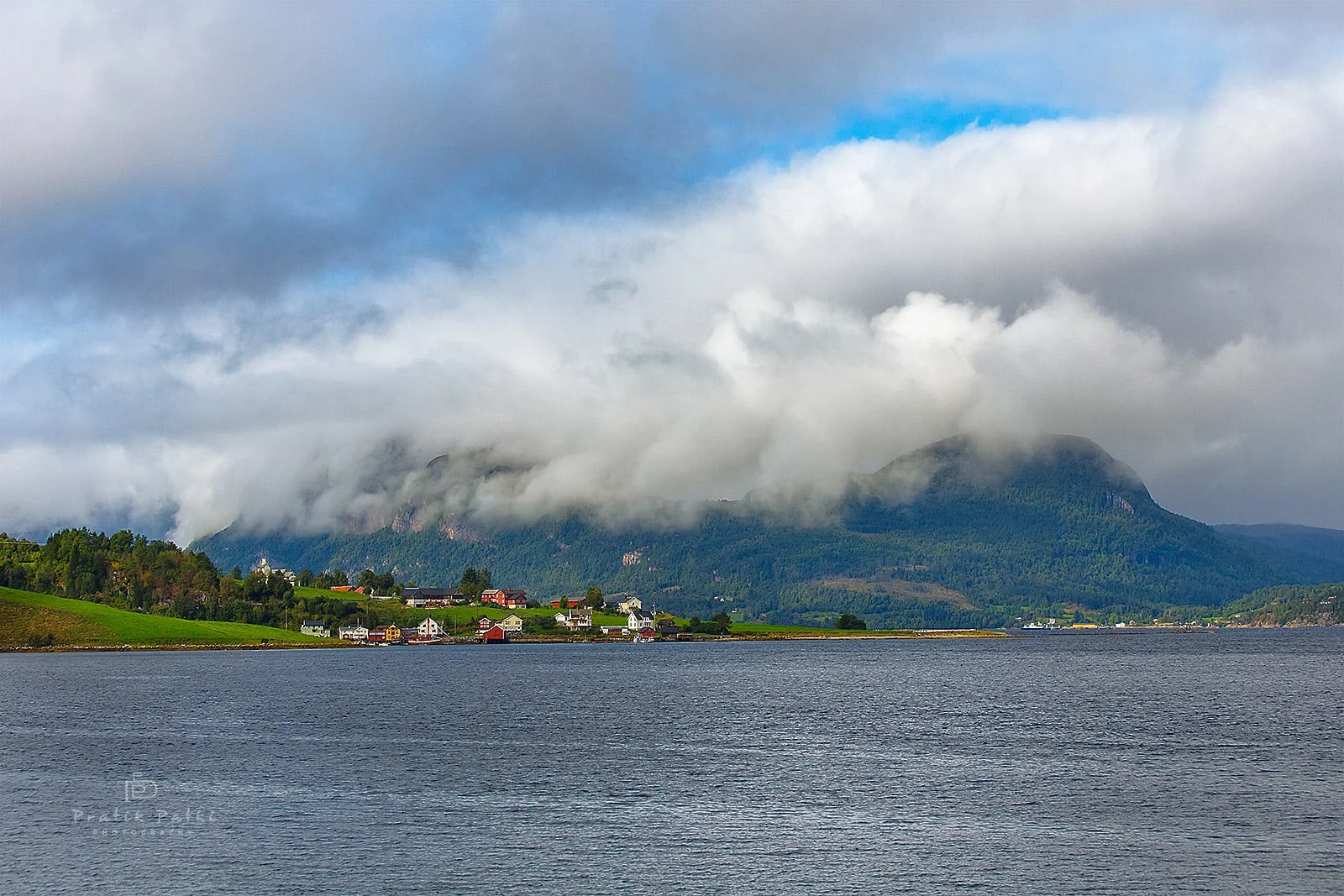 The Clouds Roll In