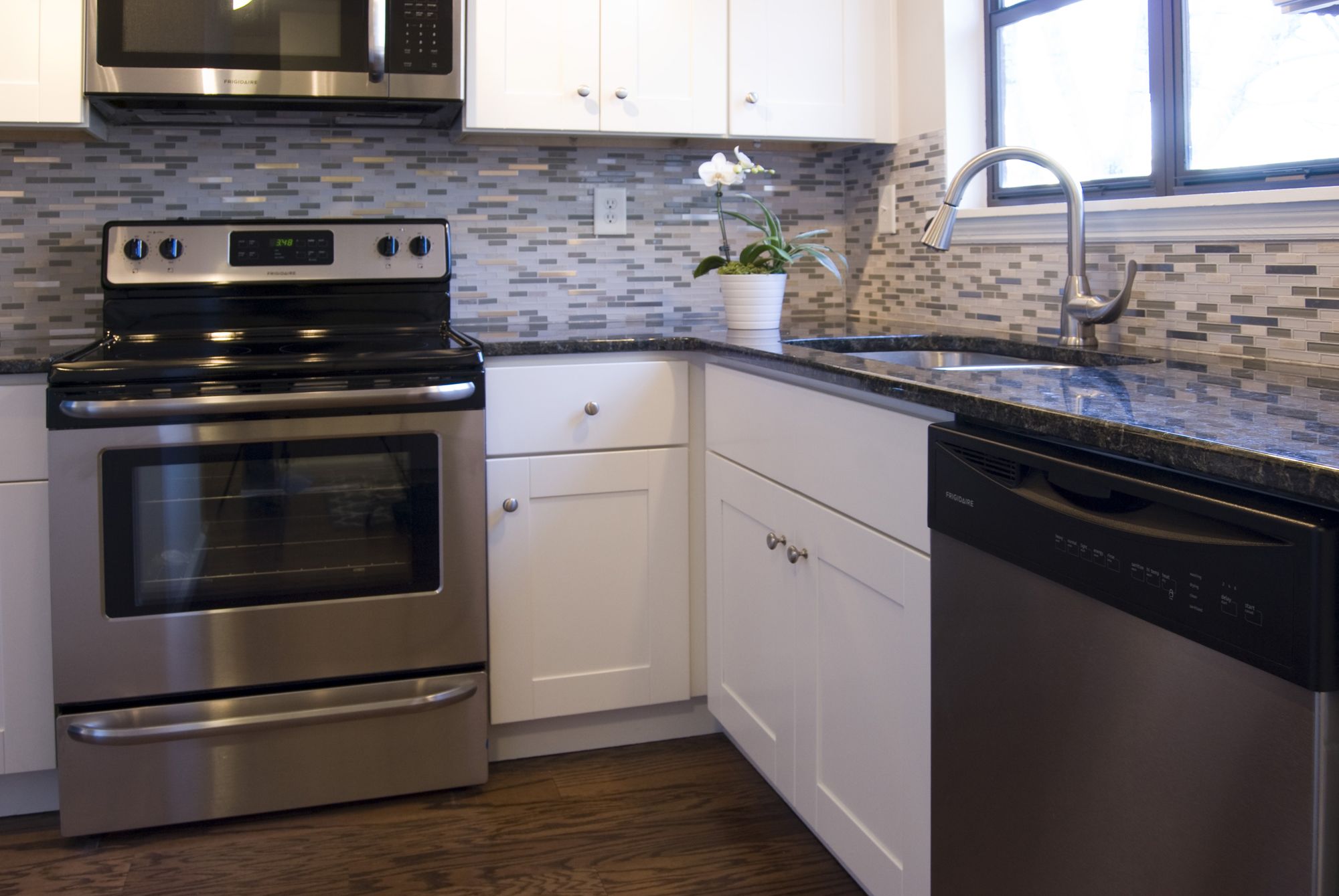 Plaza_kitchen_After.jpg