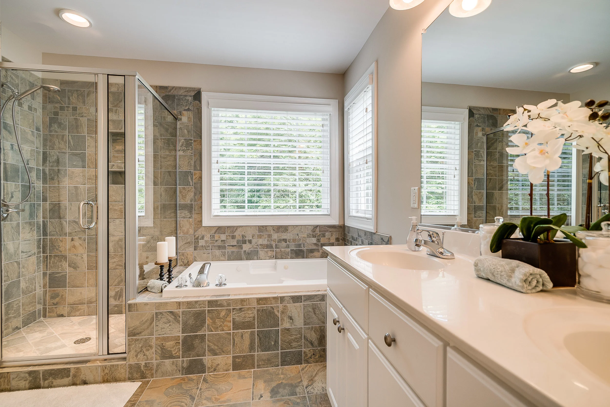 559 Jamestown Rd-27.jpg