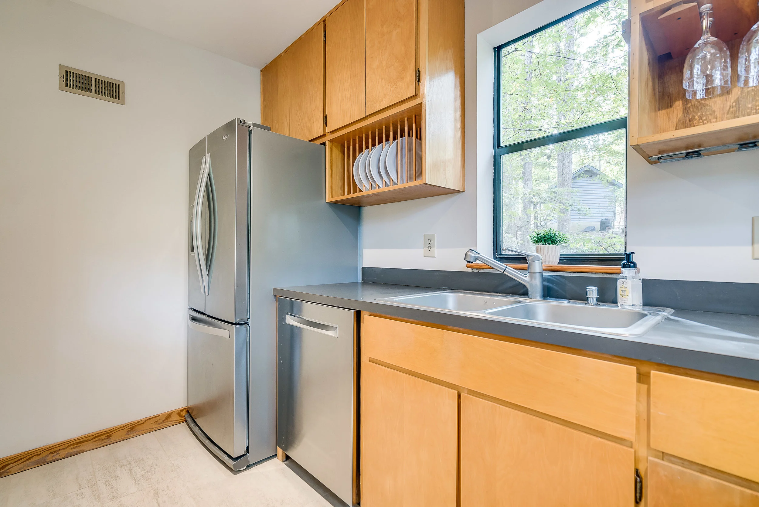 101 Rock Spring Court-15.jpg