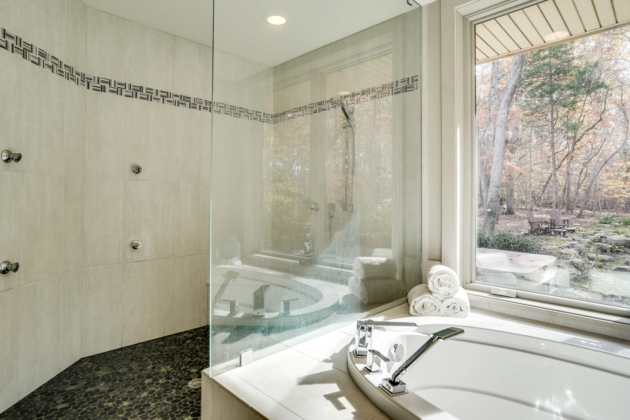 215 Summergate Circle-25.jpg