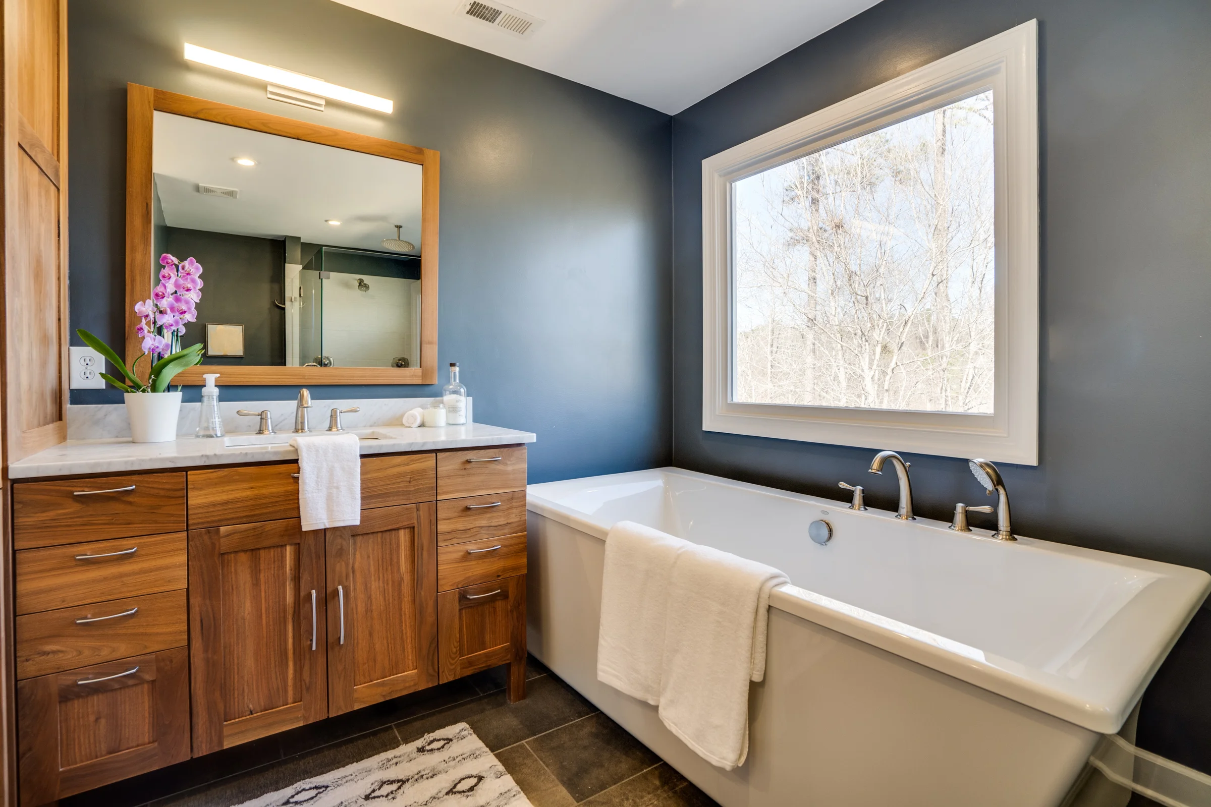 404 Manor Ridge Drive-17.jpg