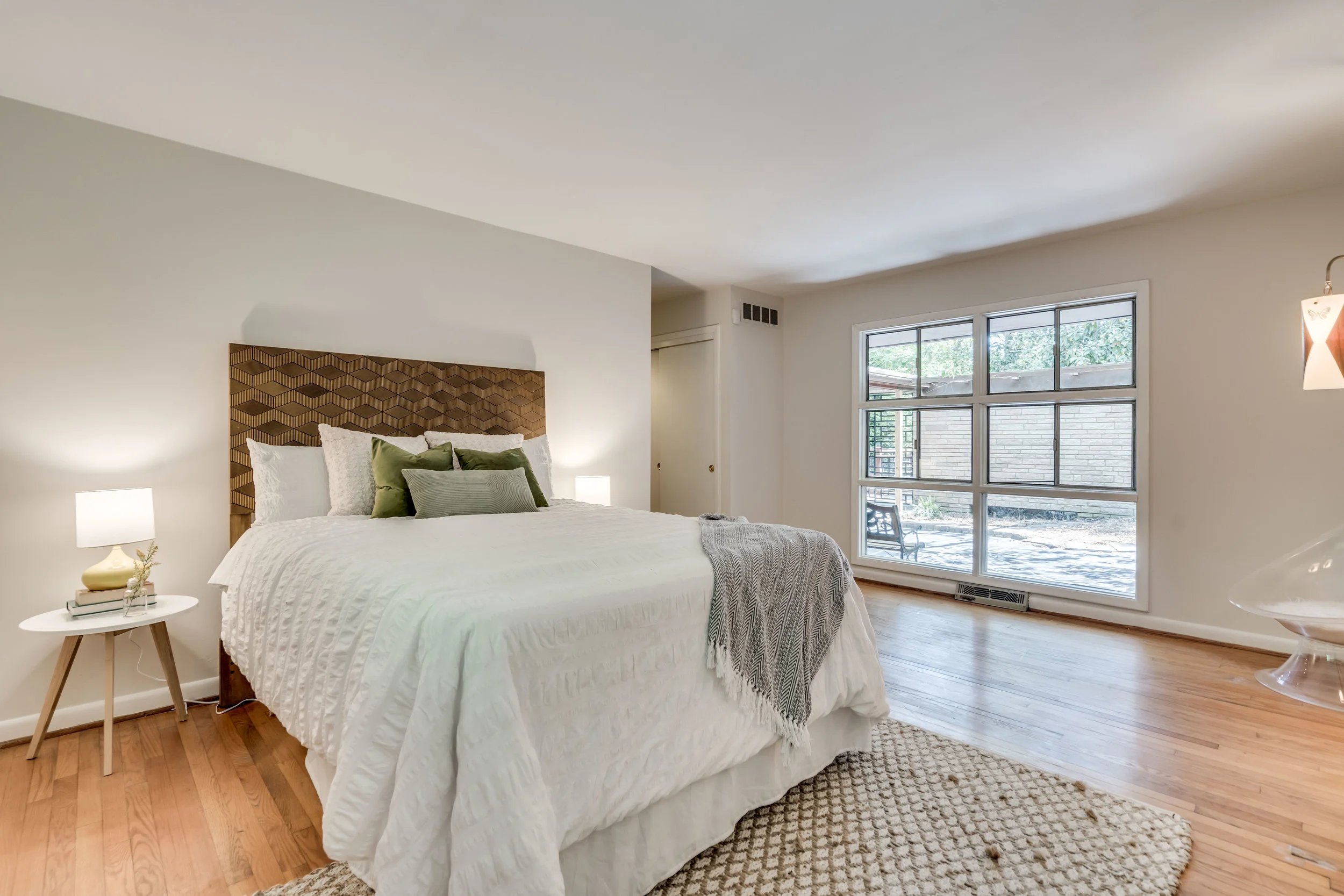 201 Markham Drive-5.jpg