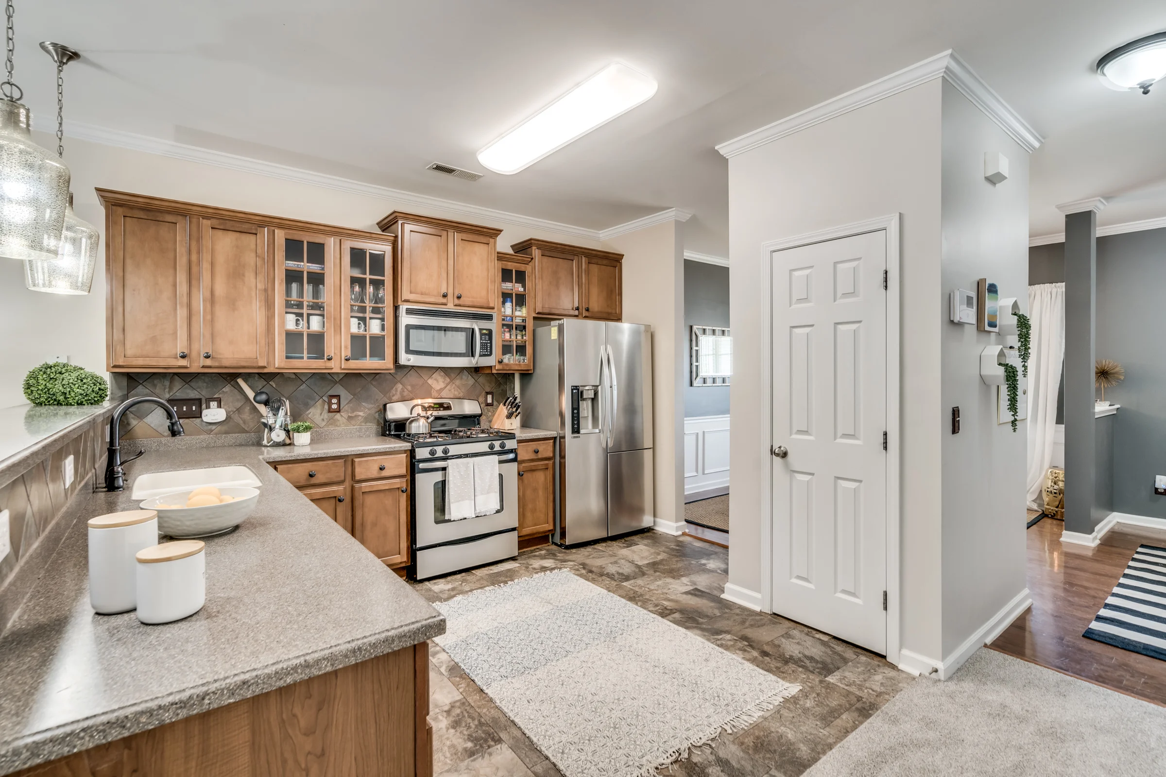 3008 Genlee Drive-11.jpg