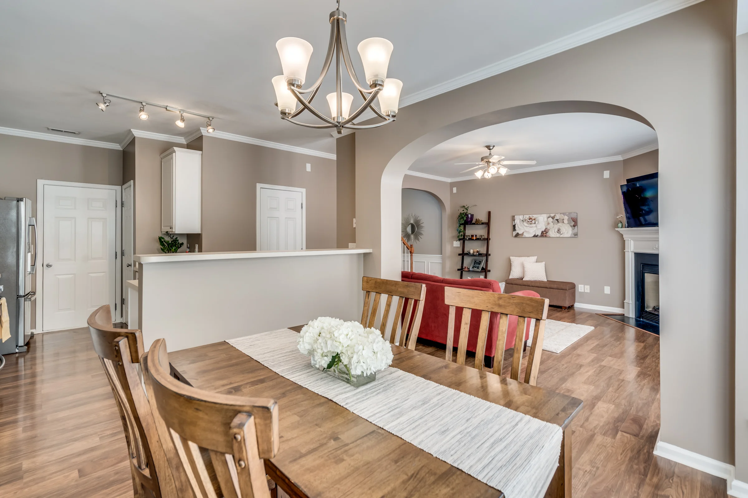1423 Crimson Creek Drive-12.jpg