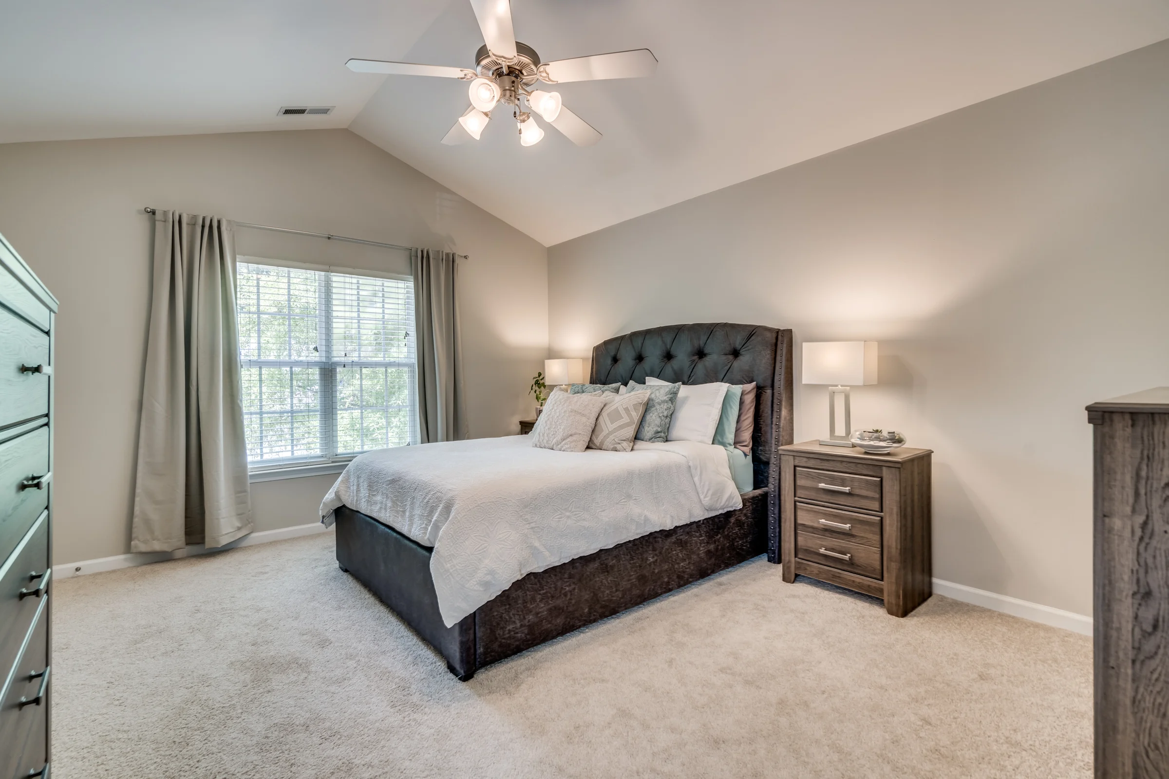 1423 Crimson Creek Drive-19.jpg