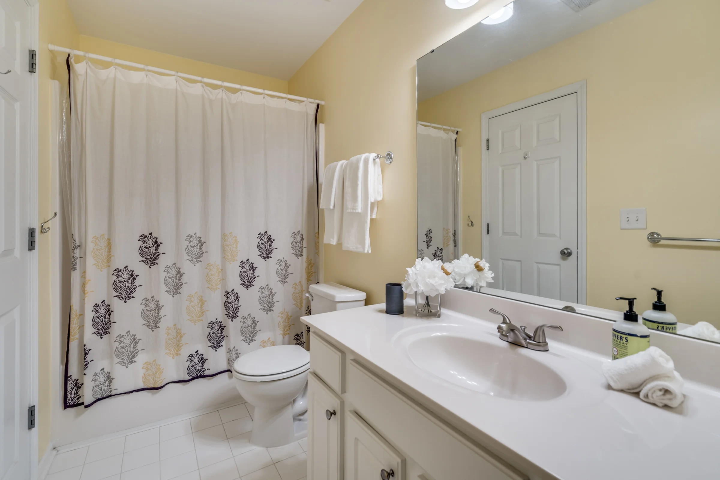 1423 Crimson Creek Drive-23.jpg