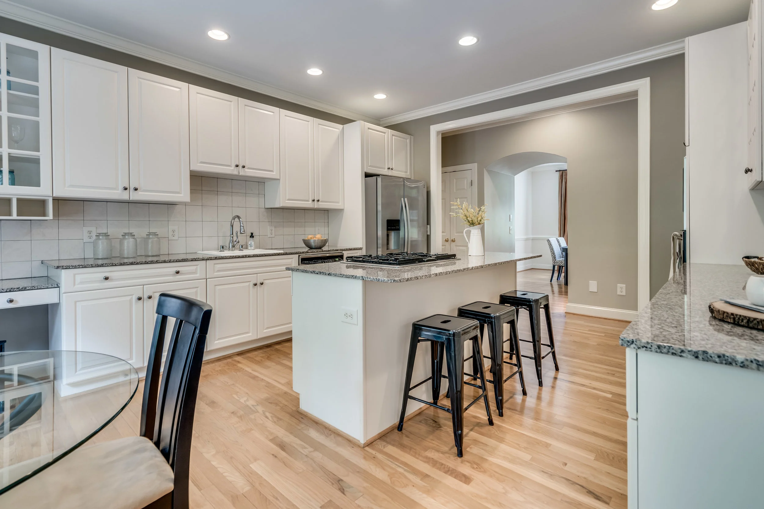 maybe 1002 Woodlot Ridge Rd-21.jpg