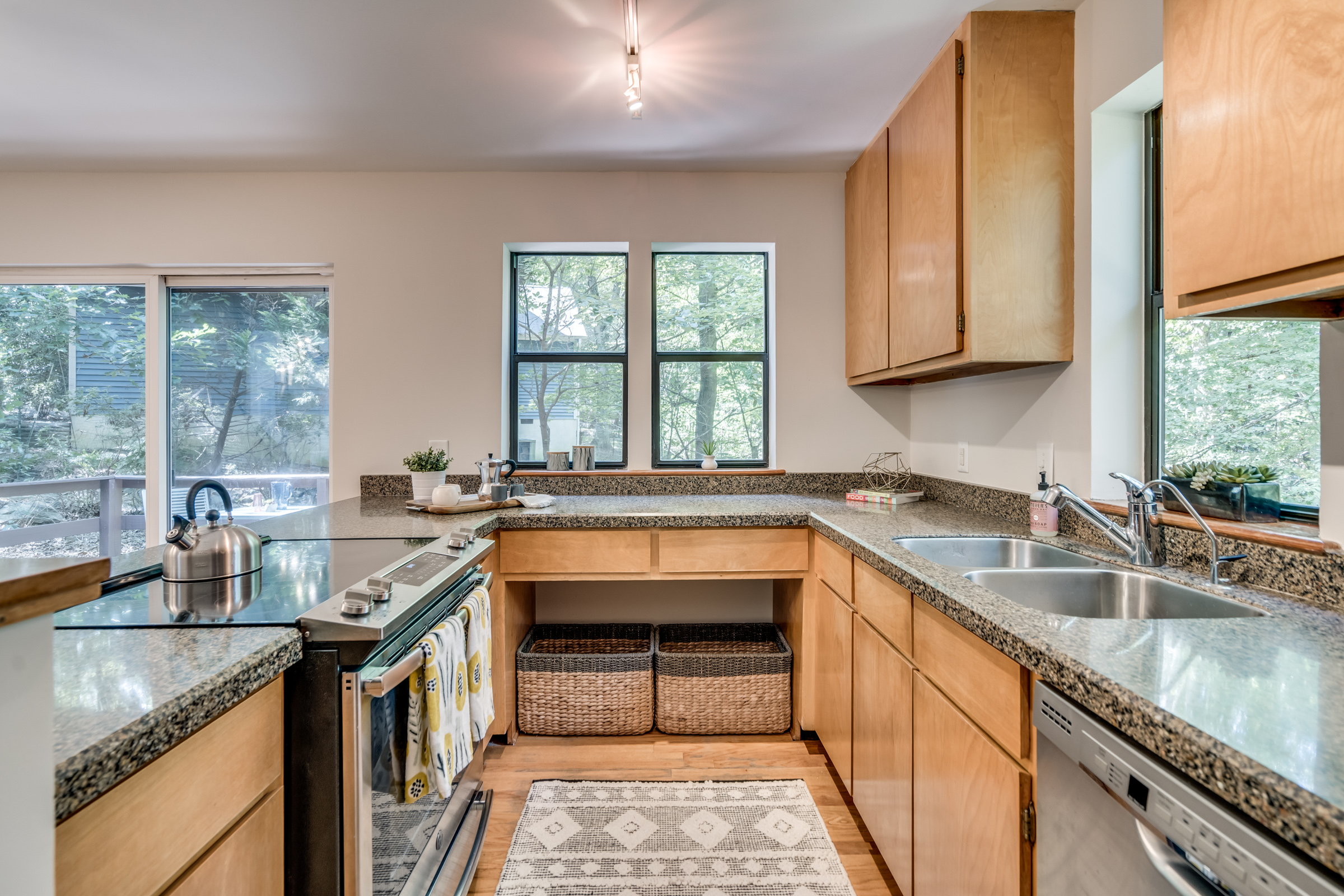 110 Rock Spring Court-18.jpg