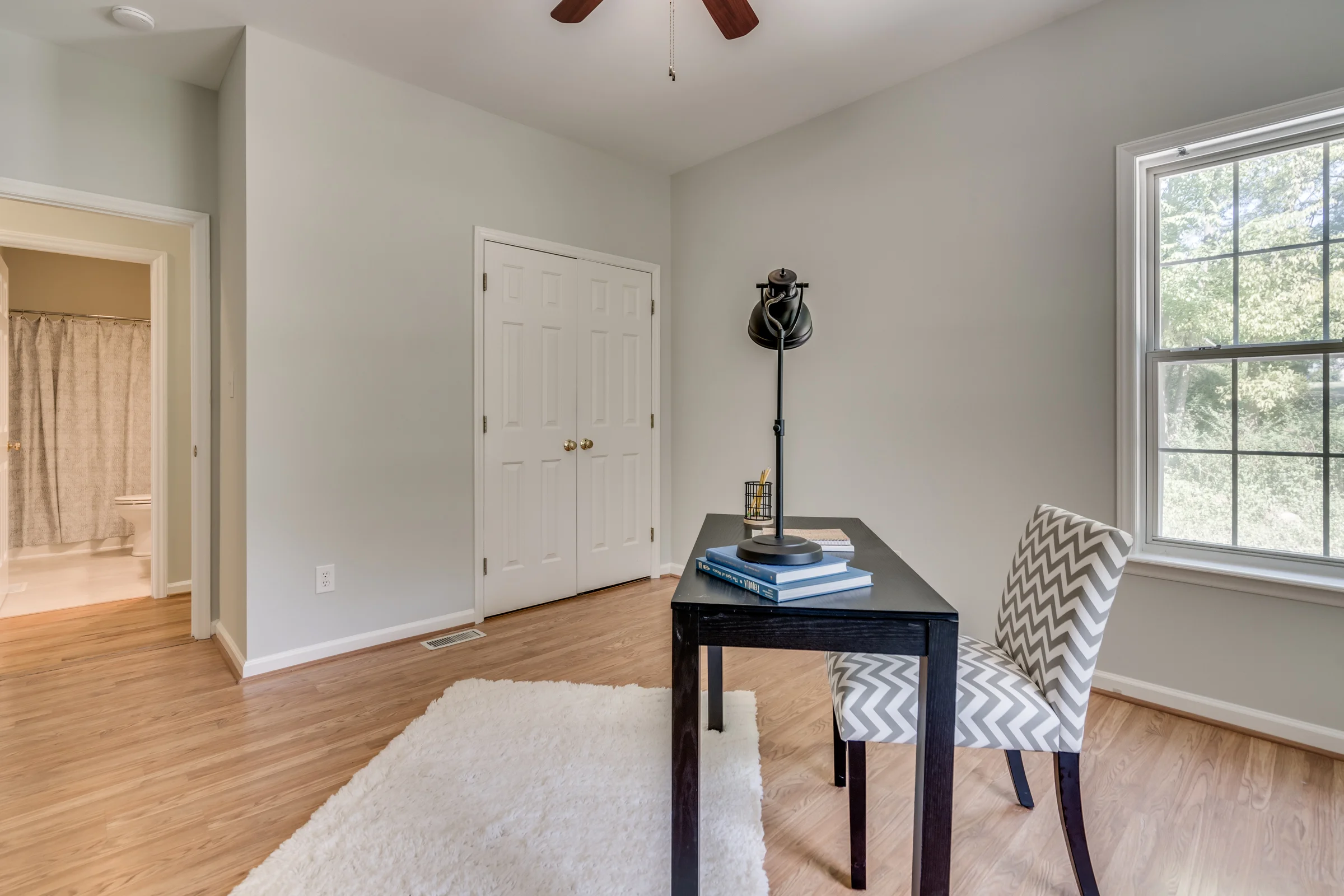 204 Davie Road-17.jpg