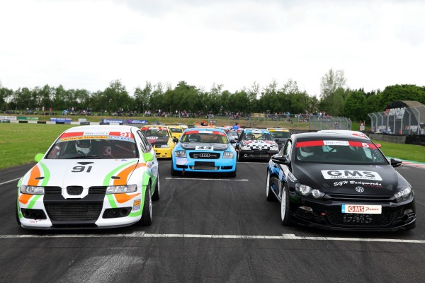 Hutchins starting in 3rd and finishing in 1st at the Castle Combe Saloon Car Championship.