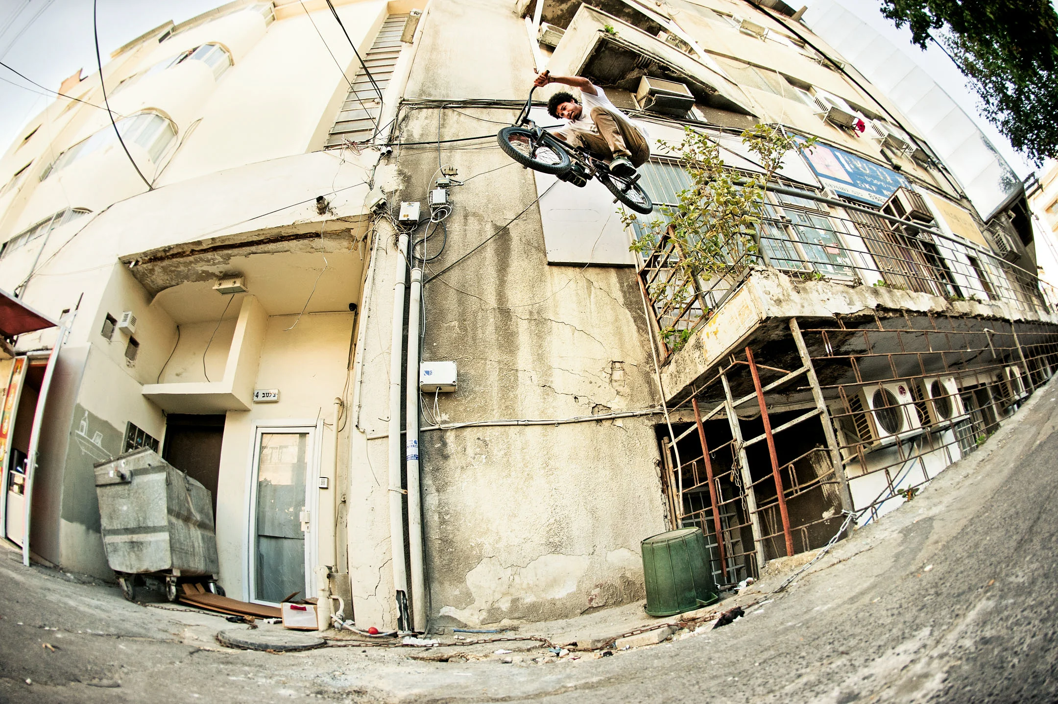 Alex rail hop drop print midas.jpg