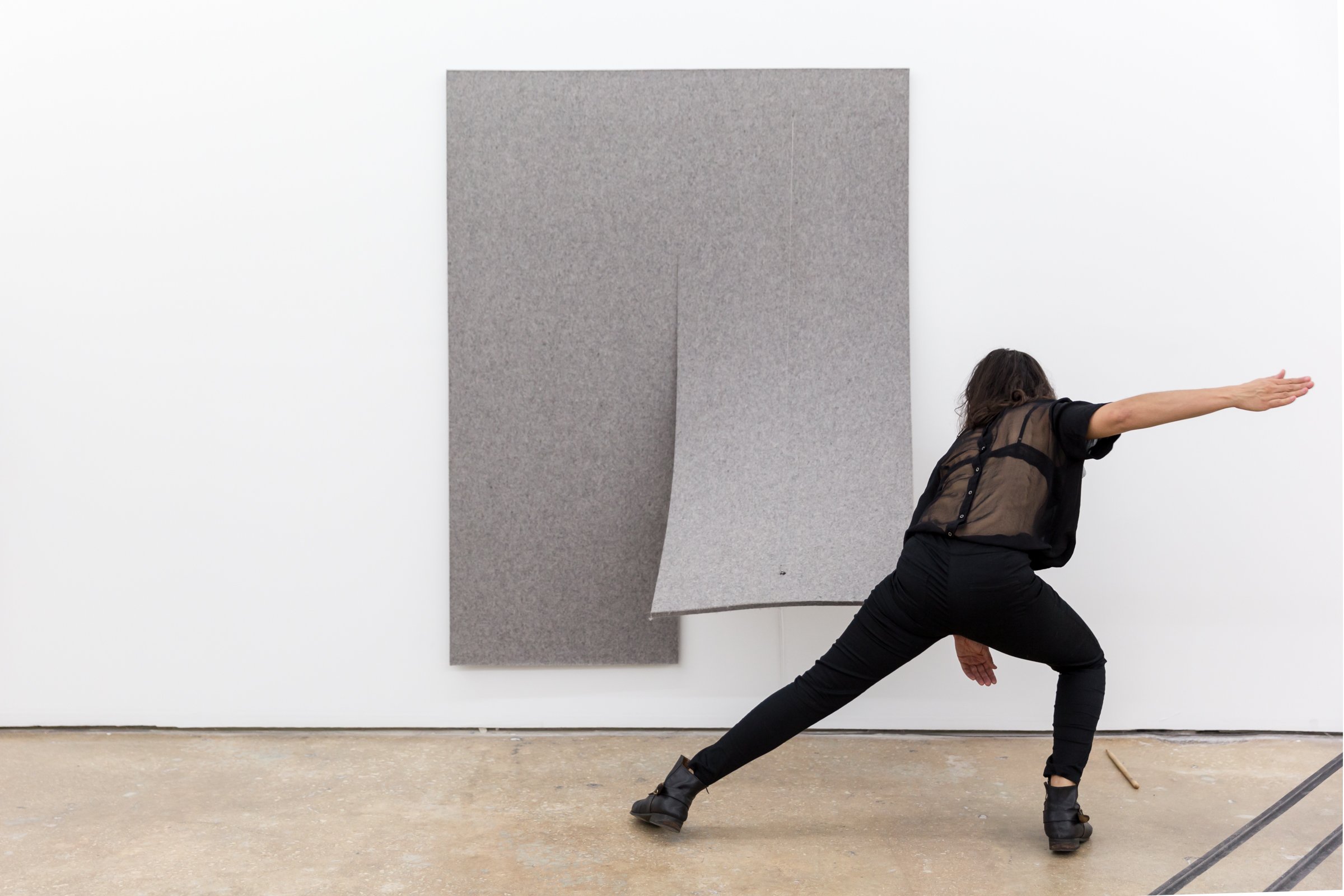 Work on Felt (Variation 4) Gray, 2016 performance view