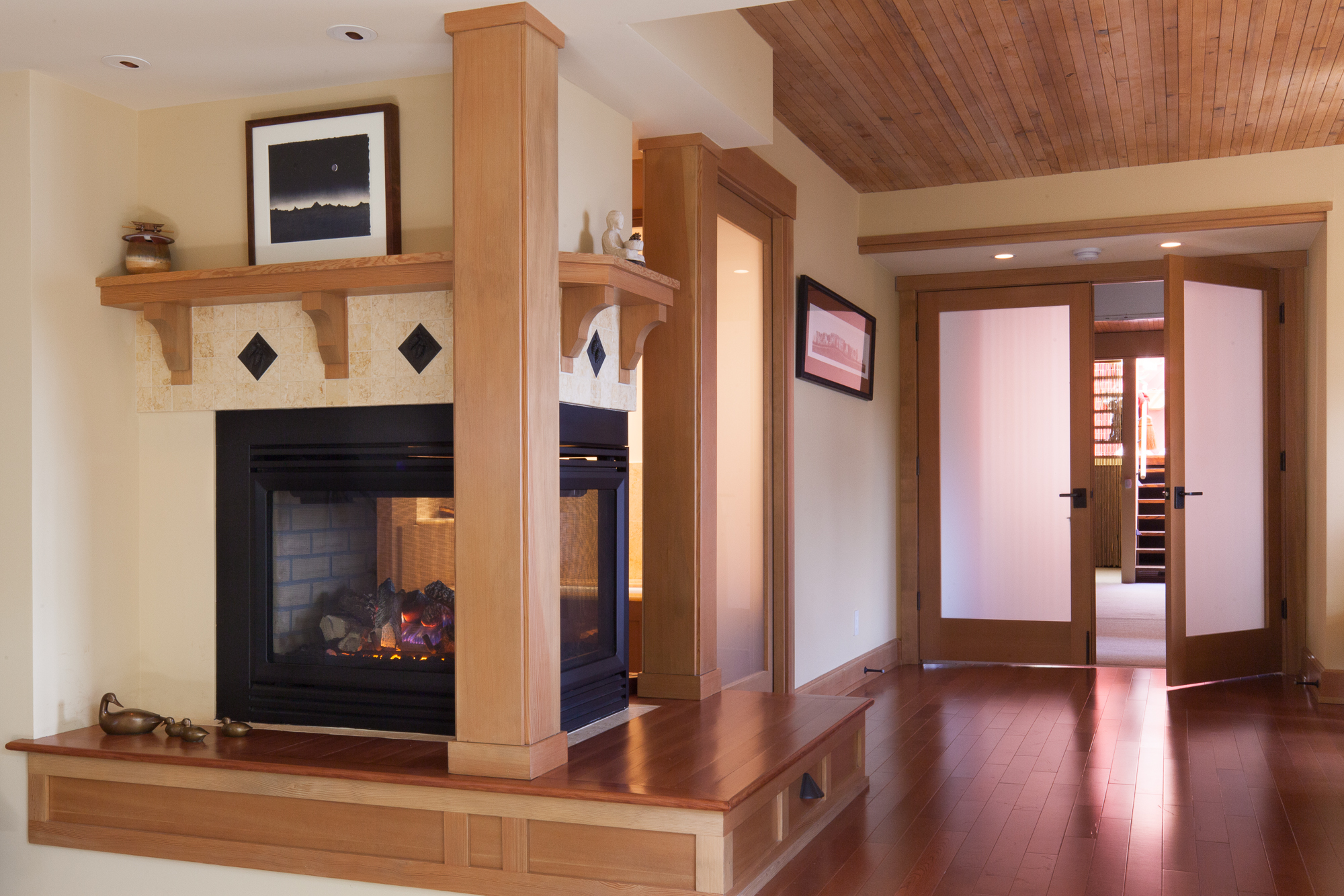 Master Suite & Fireplace