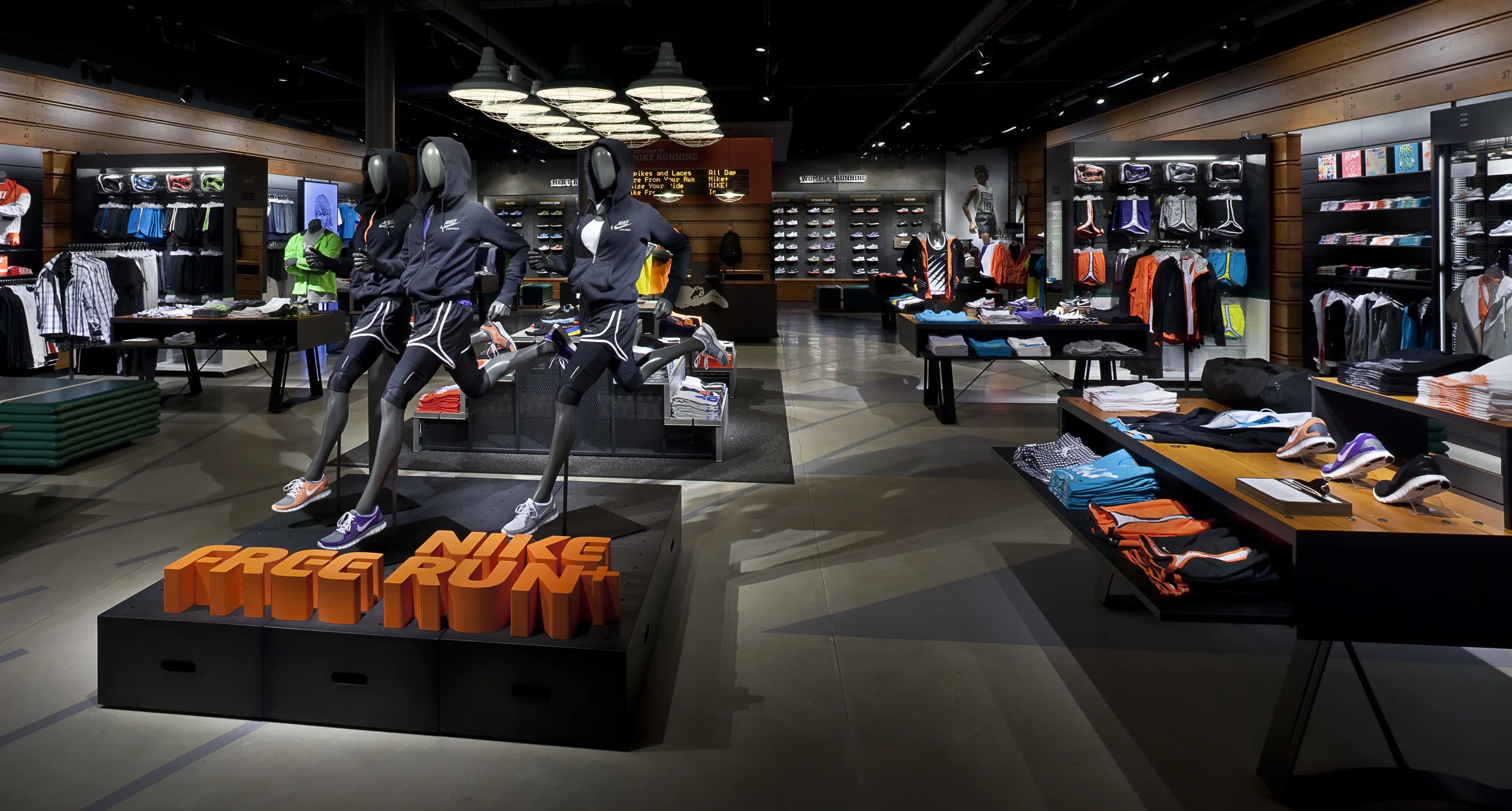 NikeStores - Stanford, CA