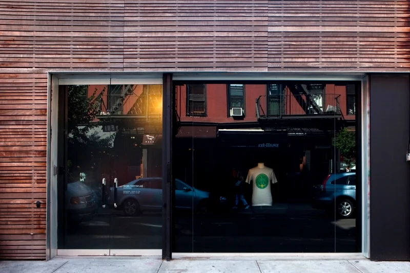 Nike - Apparel Customization PopUp