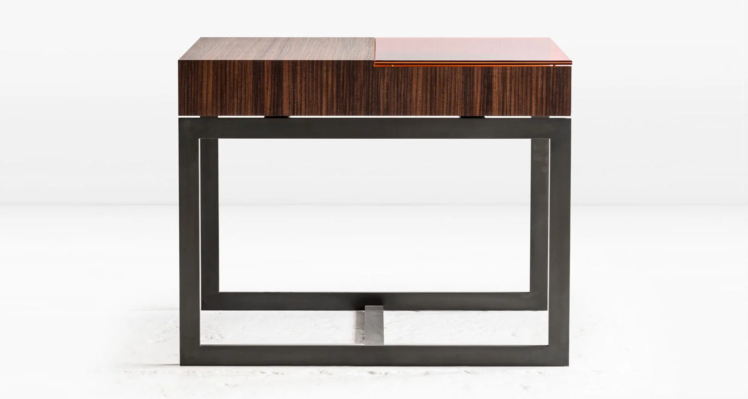 booker side table 2.jpg