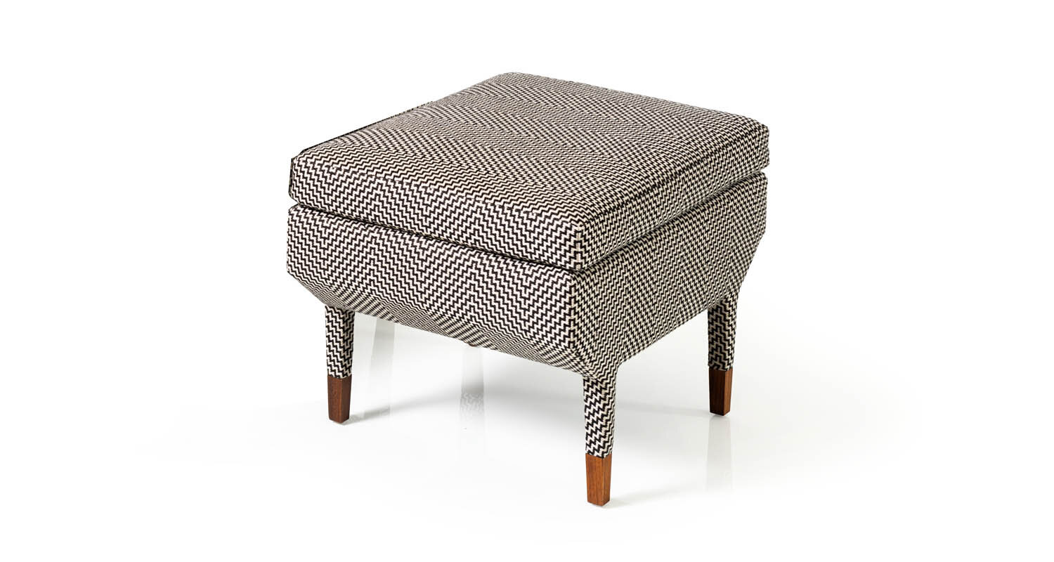  Ottoman in Tweed fabric with sabots 