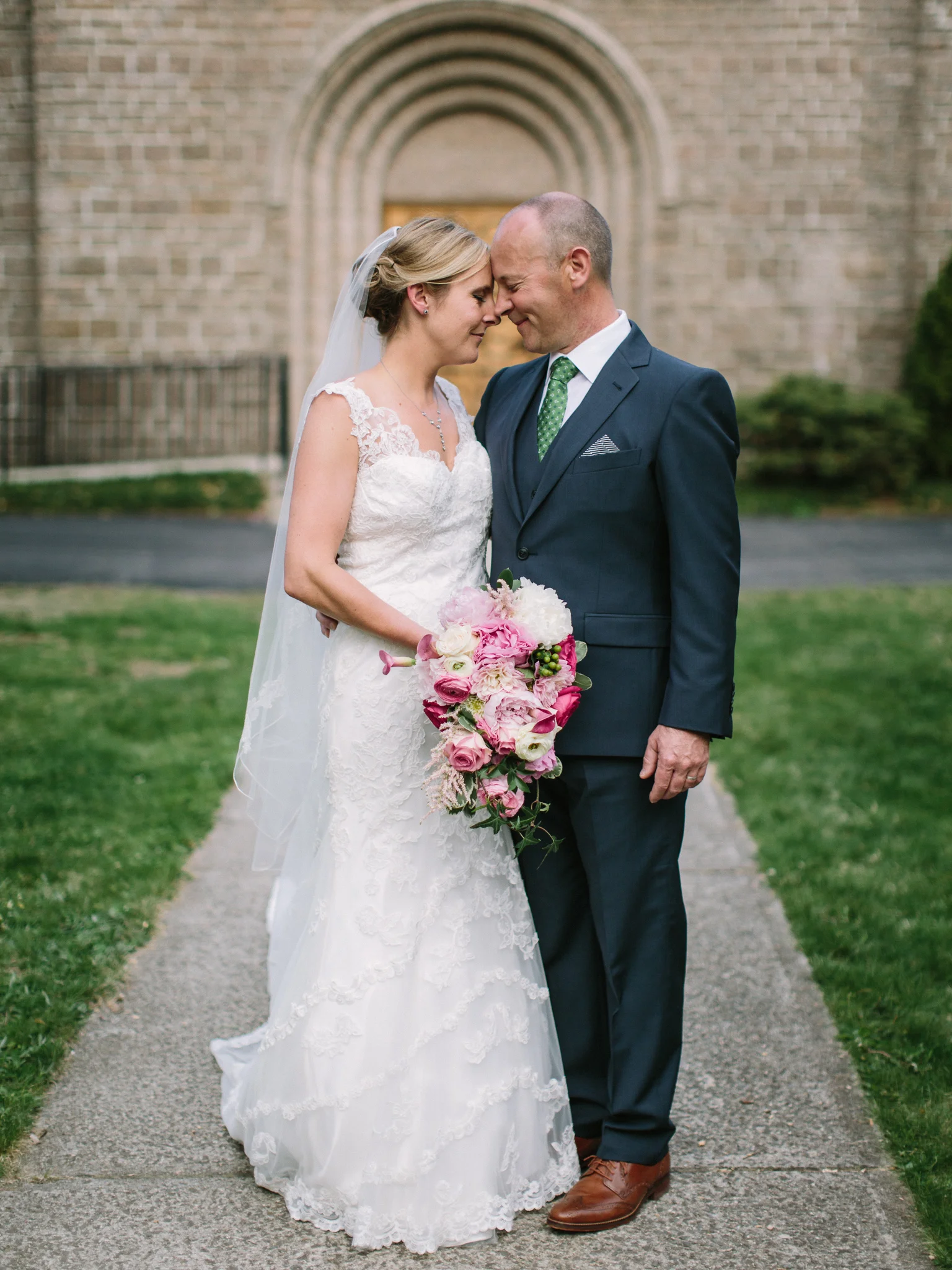 M-S_Wedding_Peek-045.jpg