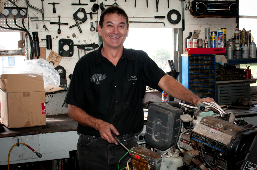 Alain Stuart (Mechanic)