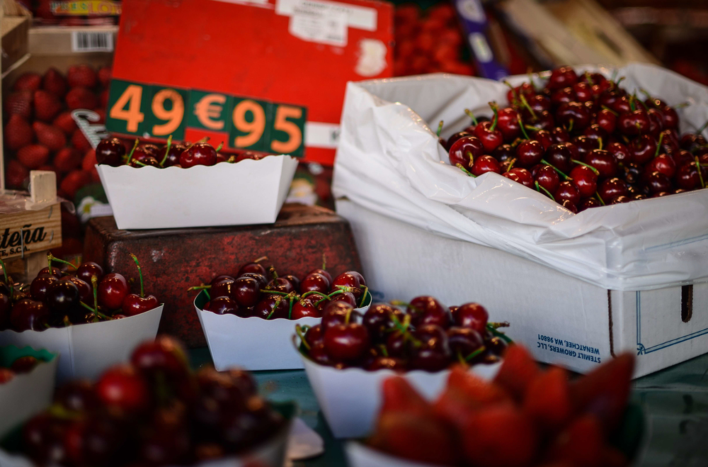 Food & Lifestyle photography in a Paris Market 