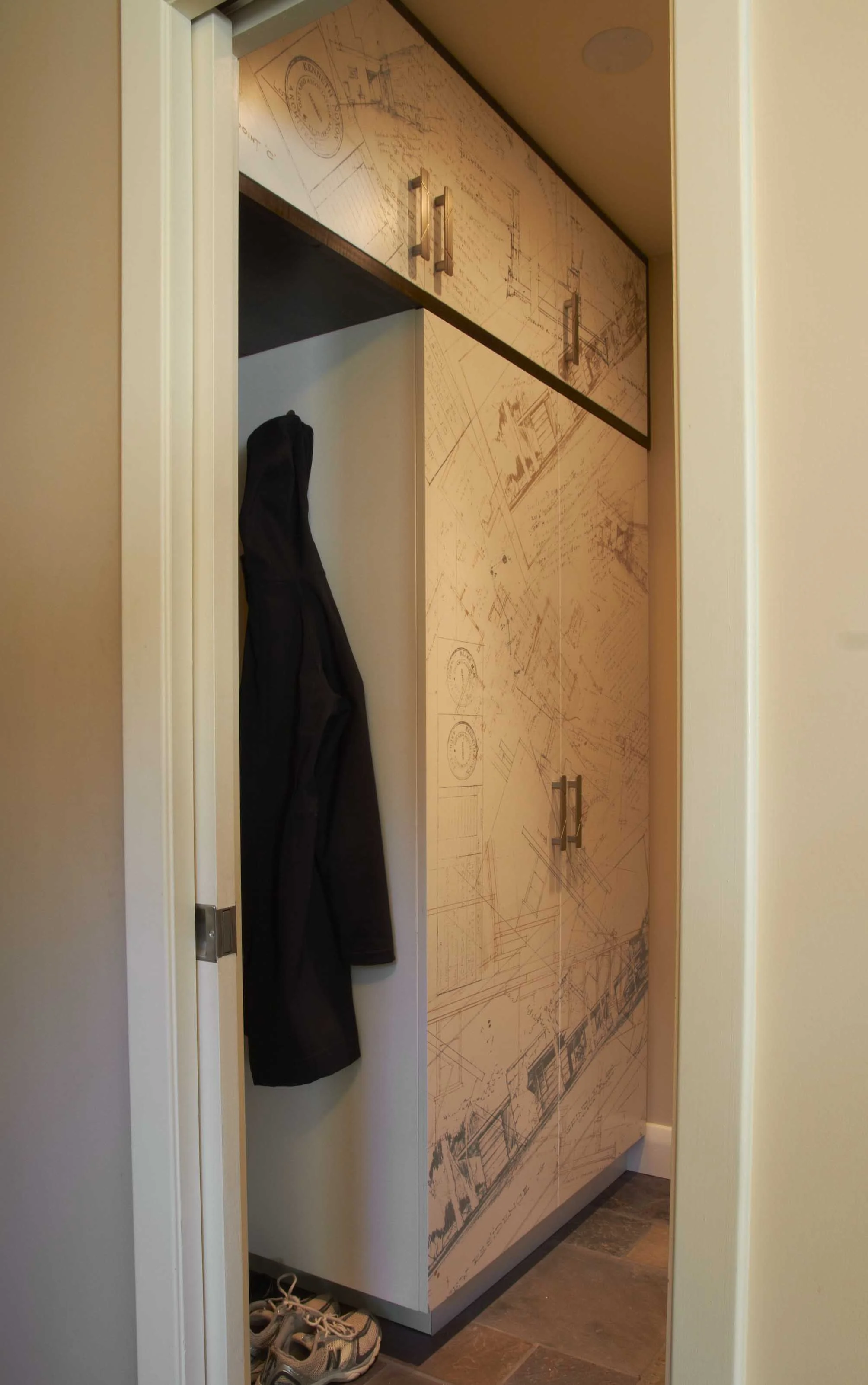 Mudroom1_1.jpg