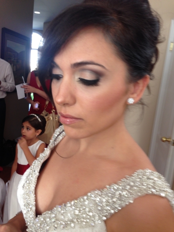 AIrbrush Smokey eyes makeup application Oakville