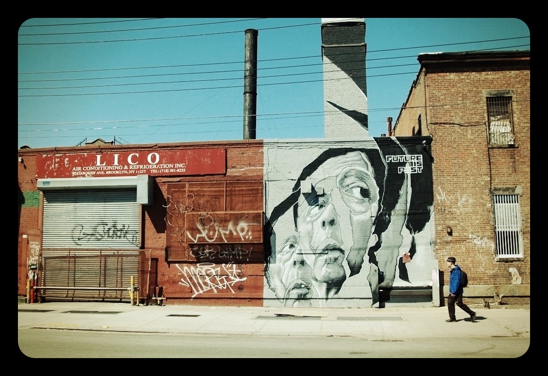  Craig Shepard walks past a mural during 2012s ON FOOT: BROOKLYN. Photo by Beth O’Brien. 