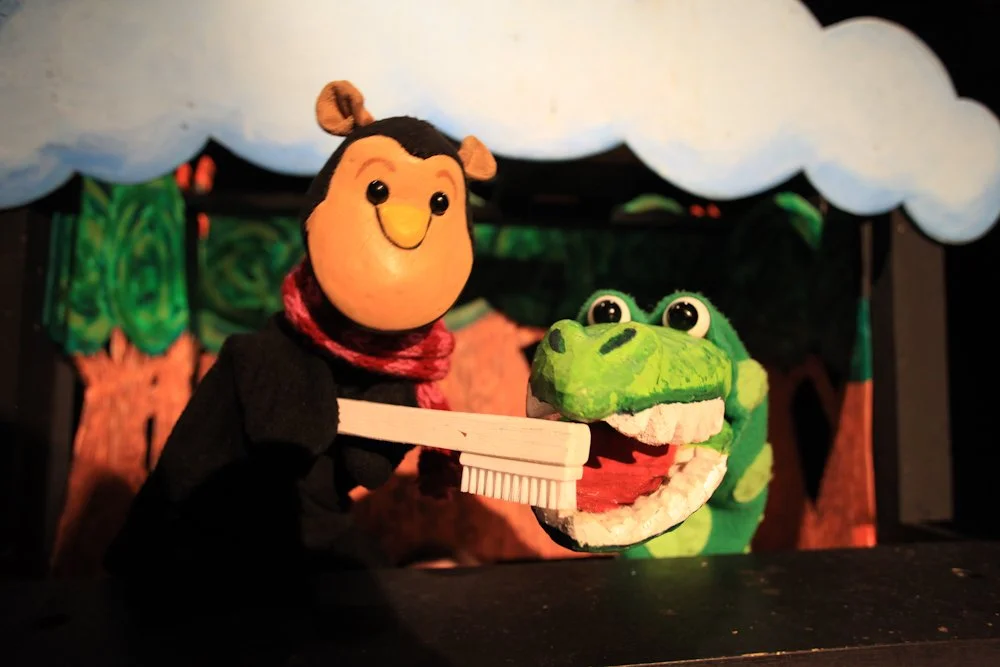 Pop Up Puppet Fun!