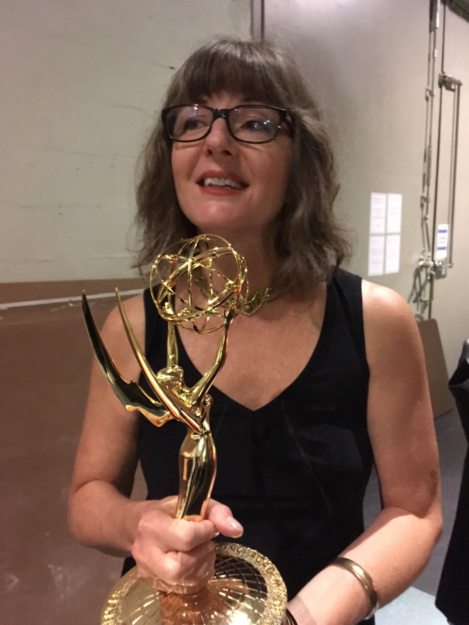 LESLIE AND THE GOLDEN LADY...