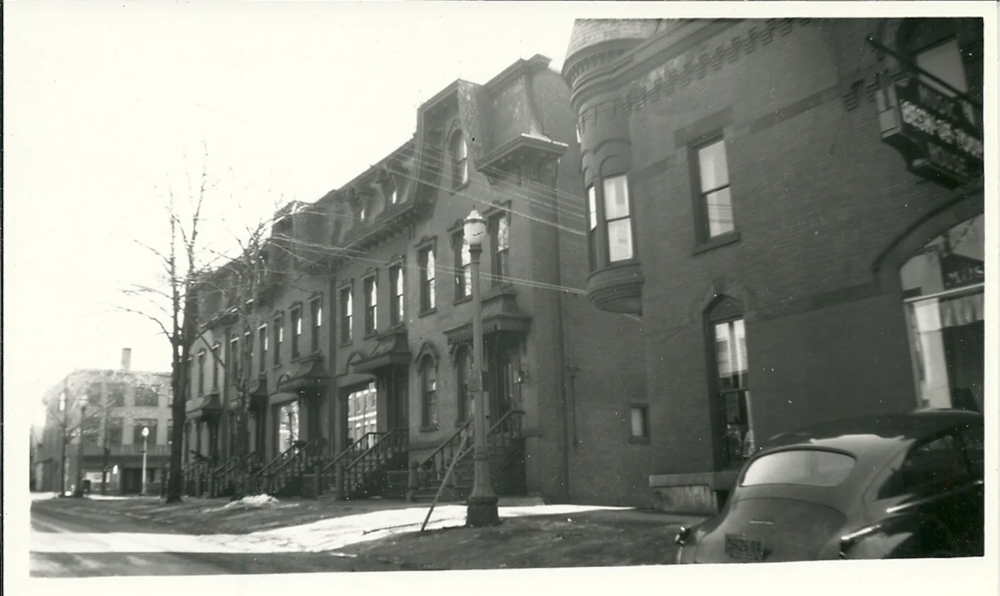 Thurston Block on E. Fourth Street, circa 1947 (Courtesy of Fenton History Center)
